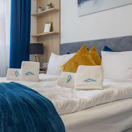 Apartment Odrodzenia 3a *