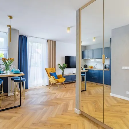 Apartament Odrodzenia 3a
